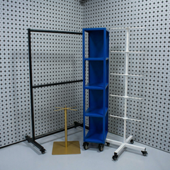 Nukeson - Custom Branch Arm Hanging Display