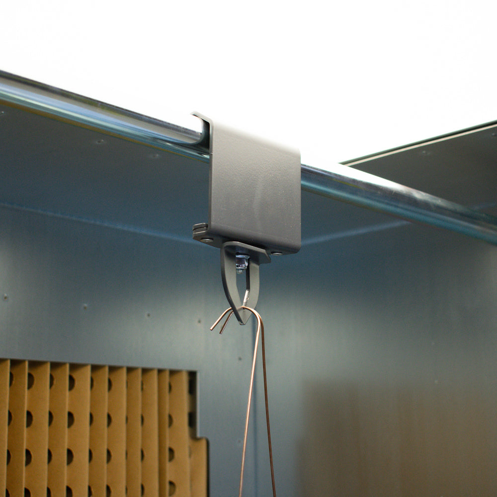 Spray booth hanging tool on Nukeson hanging bar