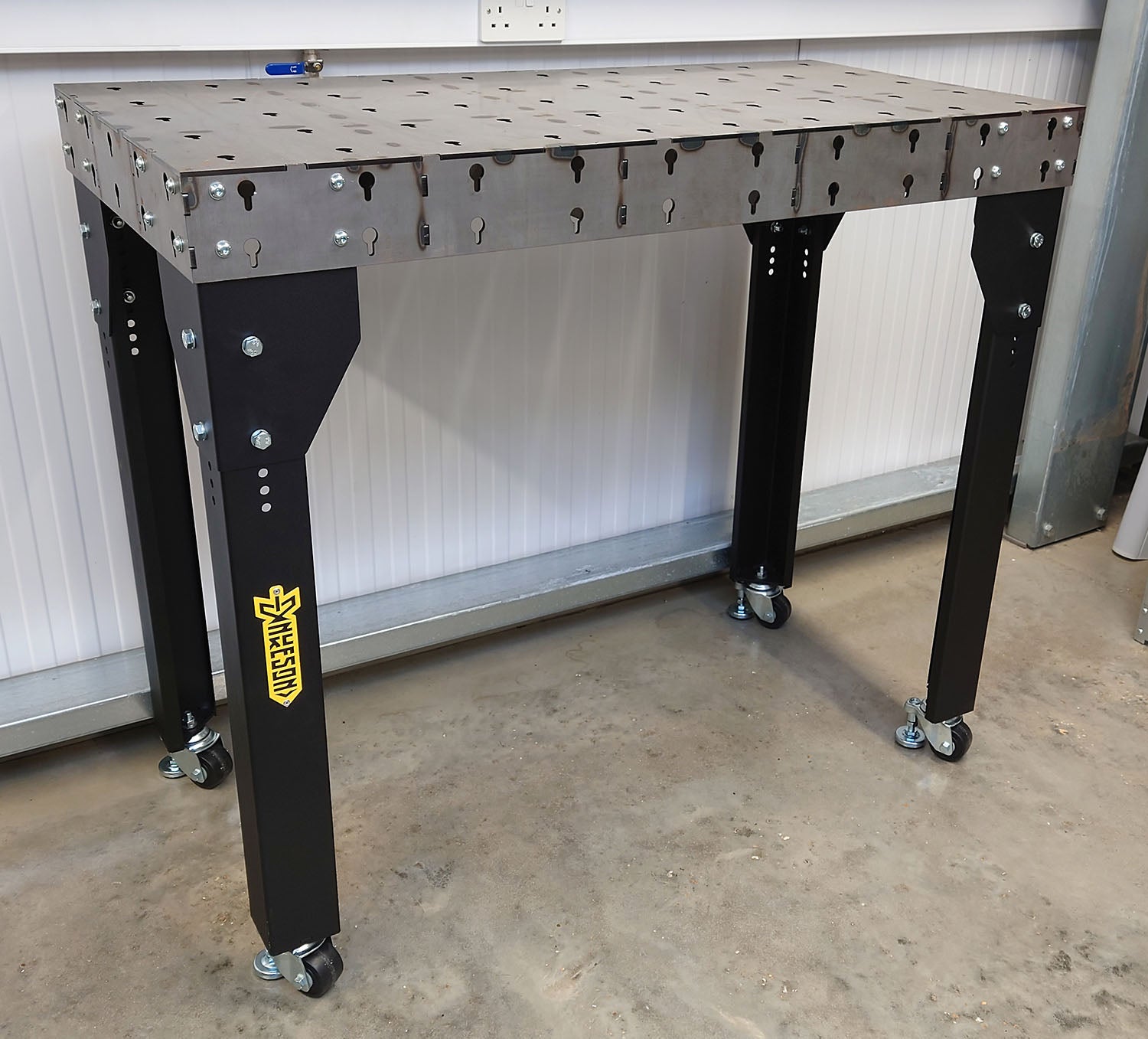 Table For Heavy Machine Modular Welding Table - Heavy Duty & Mobile Workstation